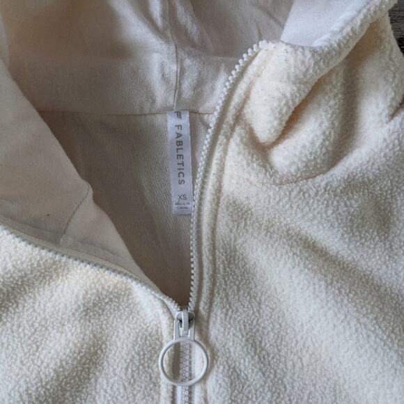 Fabletics Lotta Sherpa Hooded Half-Zip Jacket - Picture 5 of 6